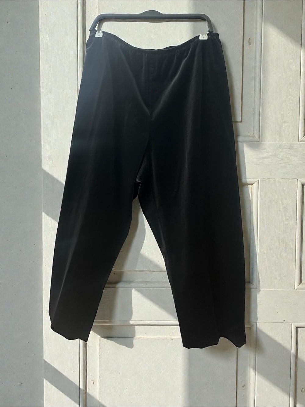 Eileen Fisher Cotton/Tencel Velveteen Pants. Black. Size: 3X NWT